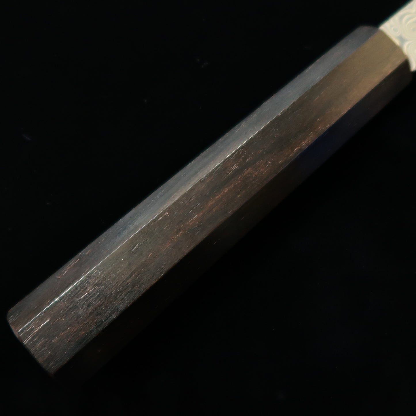 二唐刃物鍛造所 NIGARA 暗紋 牛刀 SG2 黒檀一体型八角柄（240mm）