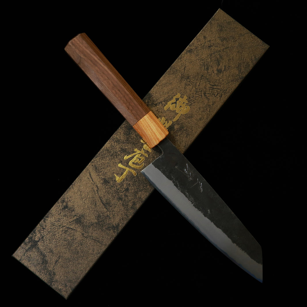 MIURA – Bunka acier bleu n°2, san-mai inox, noir forgé, manche en noyer (165/175 mm)