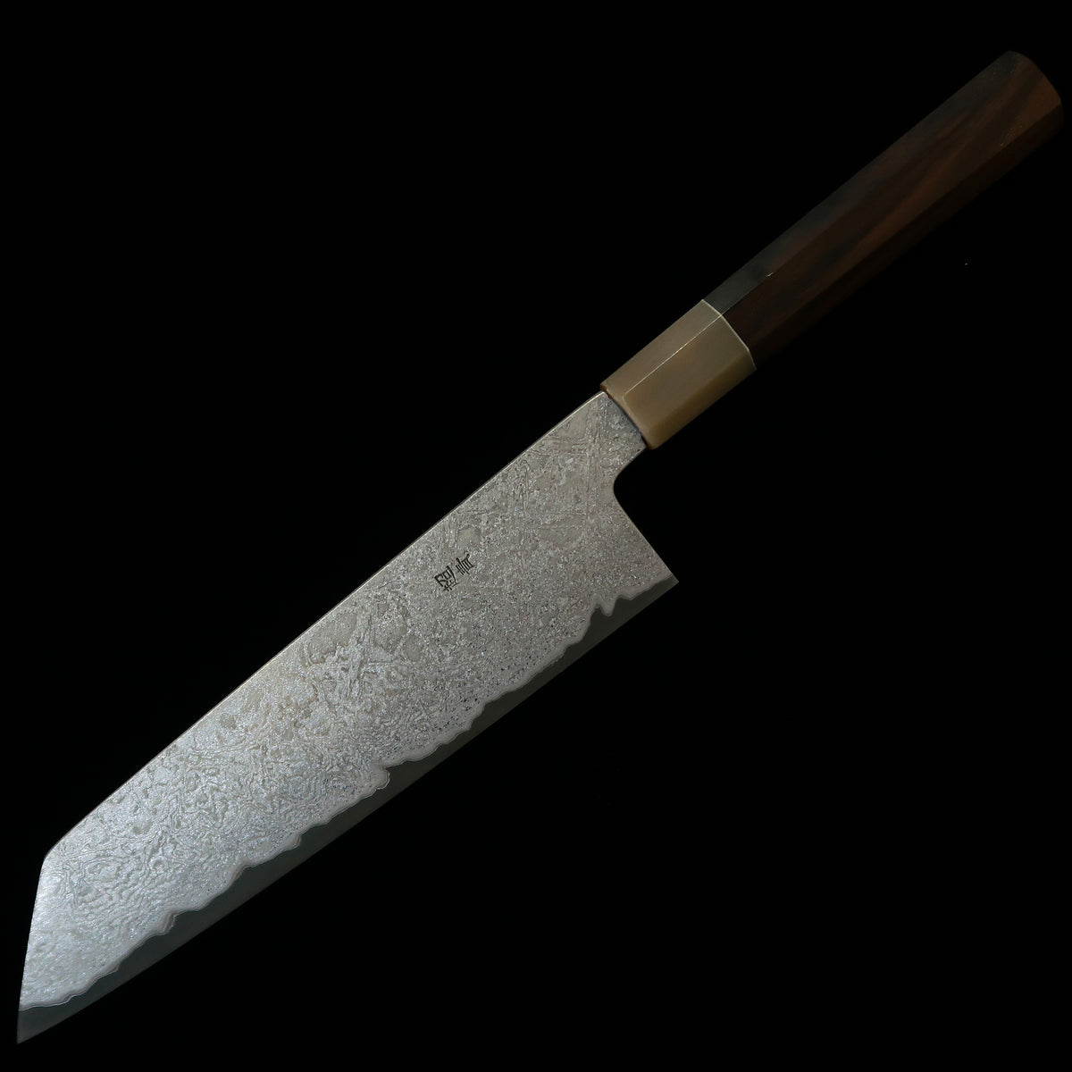 Sakai Kikumori SAKAI KIKUMORI Yogiri gyuto kiritsuke, Aogami Super, Damasco, cabo octogonal em ébano com chifre branco (225 mm)
