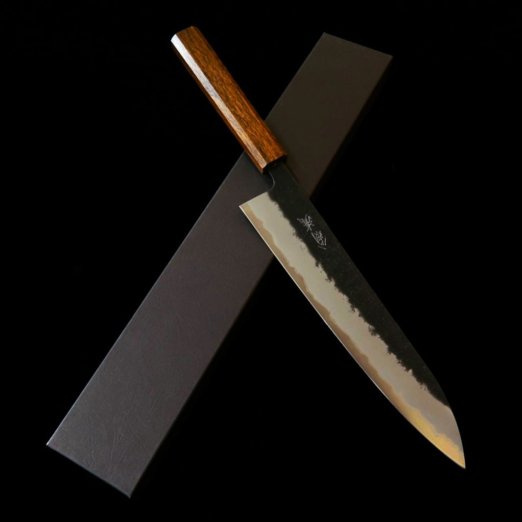HADO « Hado » Gyuto style Okina-ryu, Aogami Super, cladding inox, finition noire satinée « nashiji », manche en chêne noirci (240 mm)
