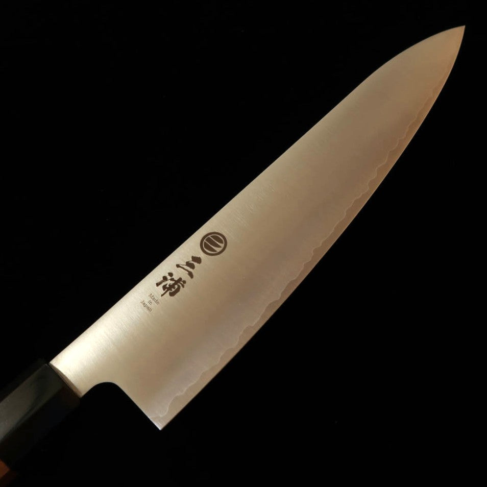 MIURA Miura polvo de acero de alta velocidad Gyuto mango octogonal de nogal (210 mm)