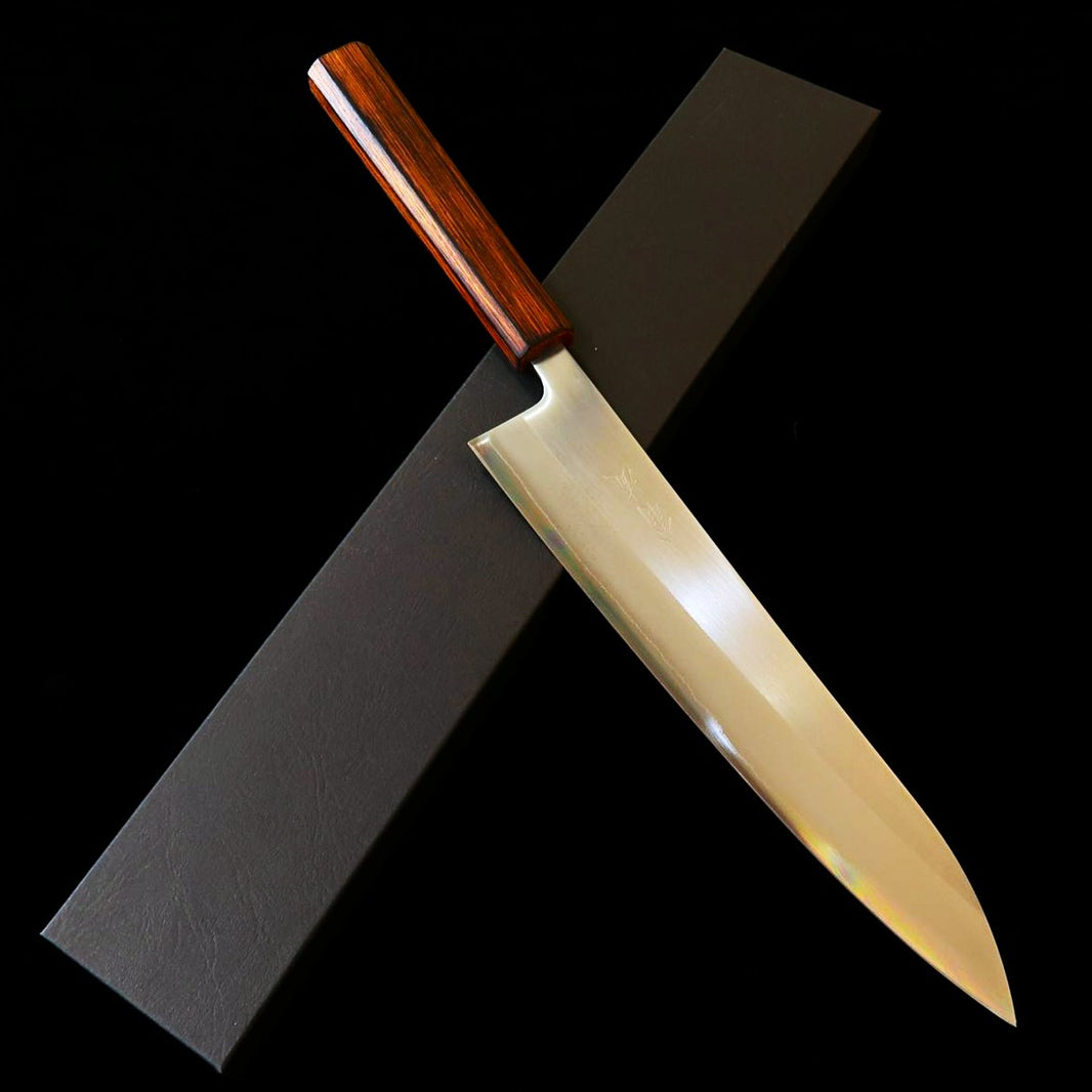 HADO Oinaru acero Shiro-gami #1, sanmai con cladding inoxidable, mango de roble ahumado negro, gyuto (240 mm)