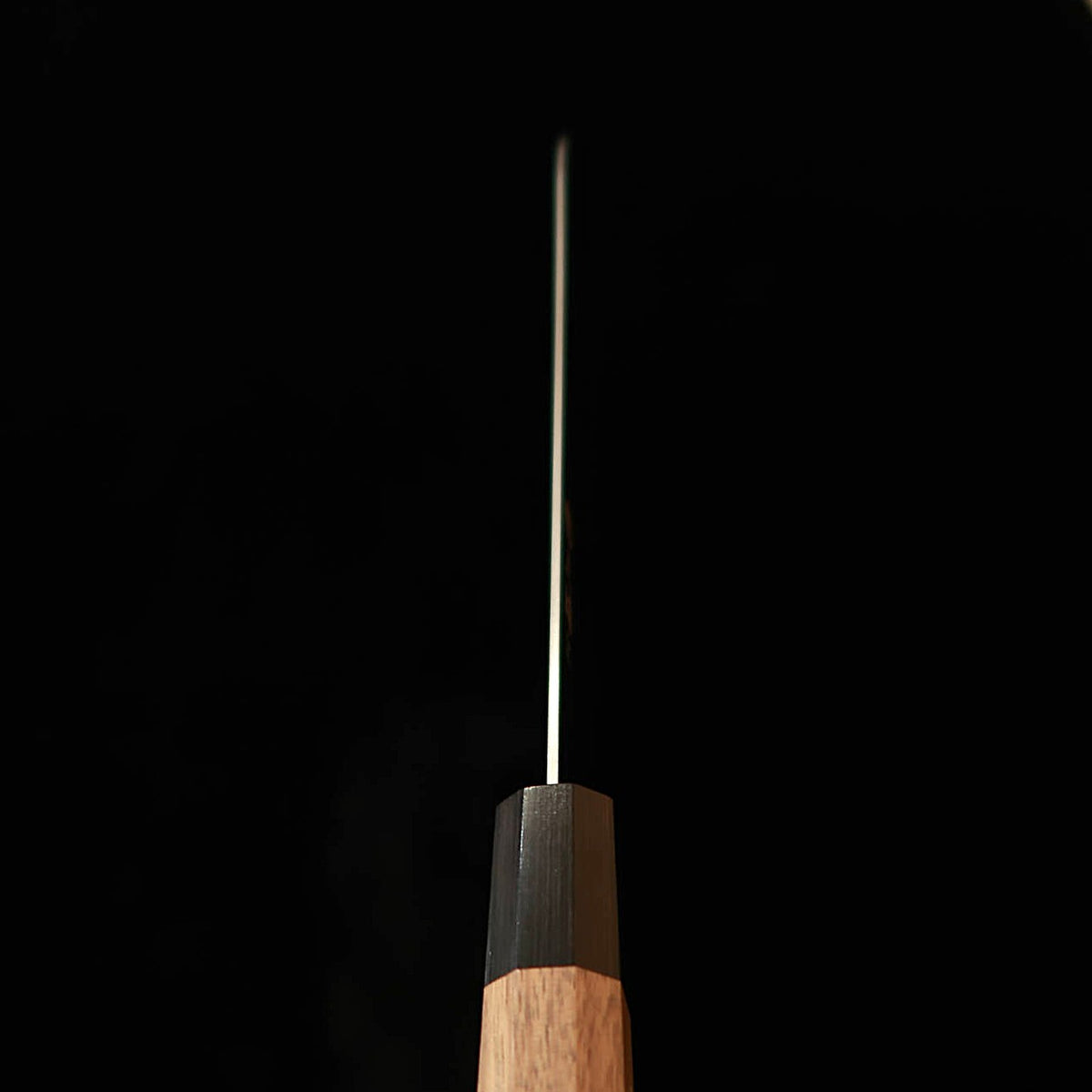 Miura MIURA Gyuto 440C poli, manche octogonal en noyer (240 mm)