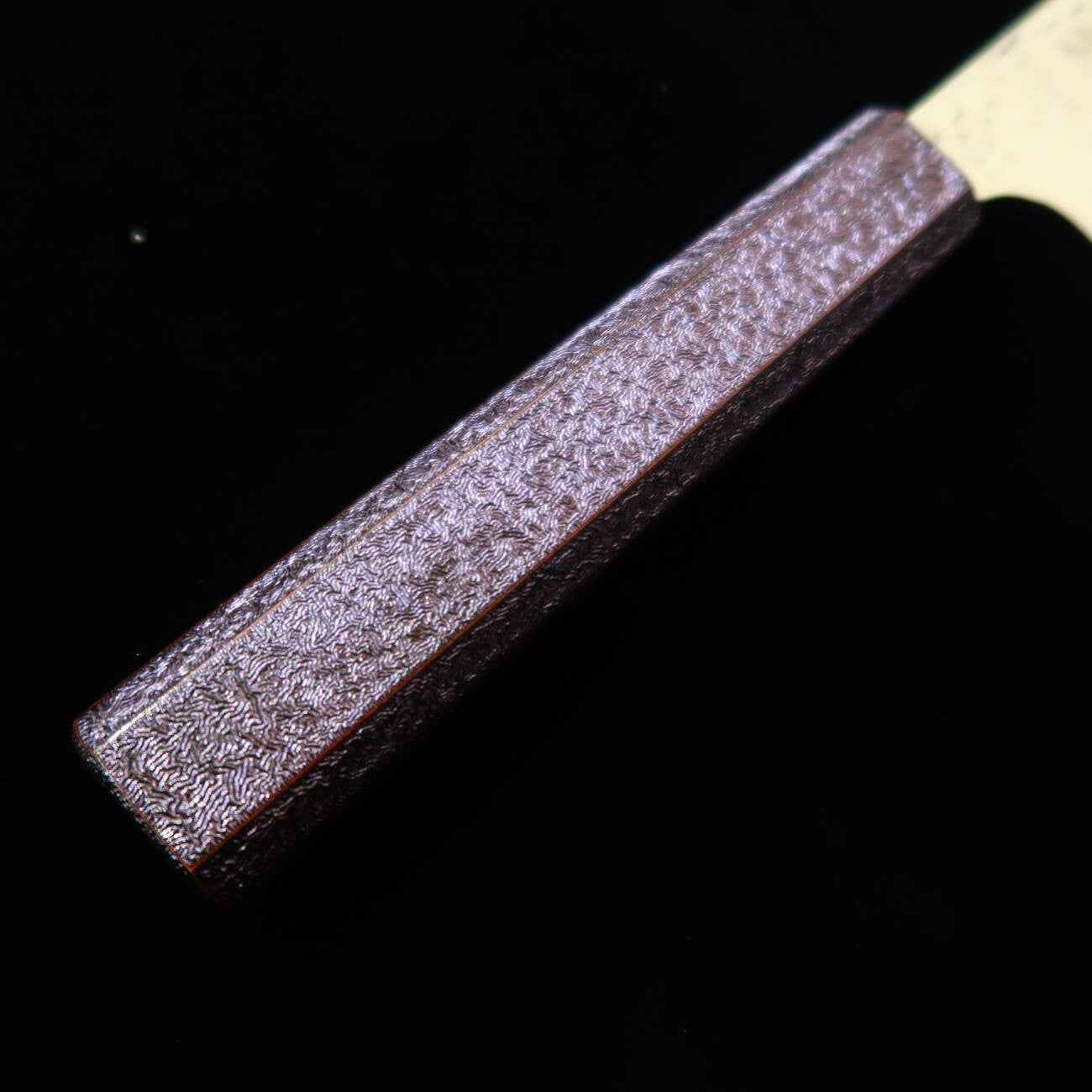 関兼次SEKIKANETSUGU 紫雲SHIUN 三徳 VG10 鎚目 紋紫 漆塗樫八角柄（170mm）