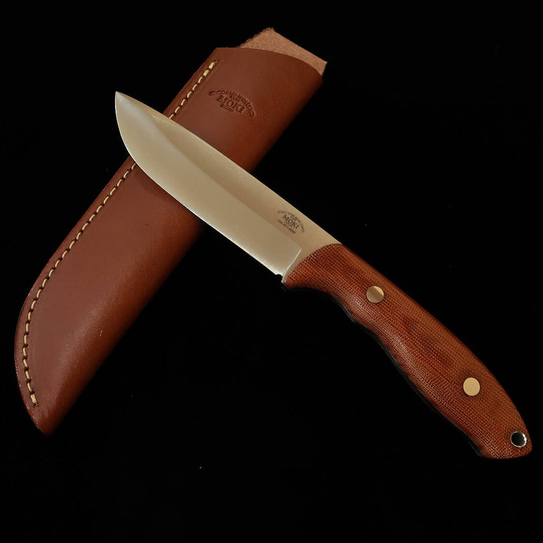 MOKI Berg (afilado convexo) MK-2021NBCM/CO VG7/LAM micarta marrón natural (110 mm)