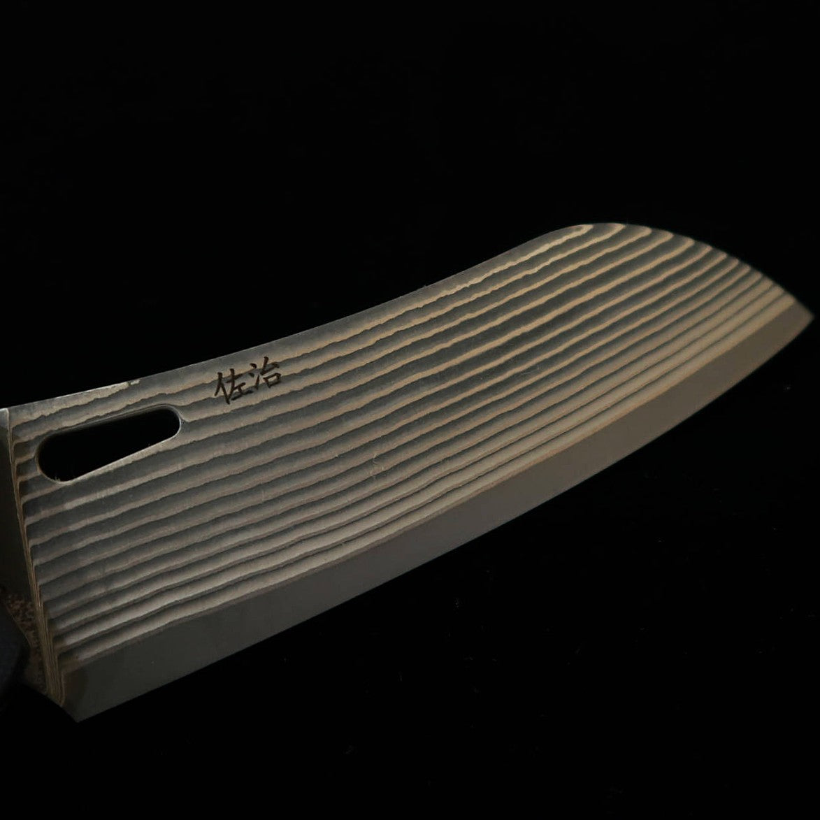 Couteau Santoku pliant Takeshi SAJI - Acier SG2, Damas noirci (130 mm)