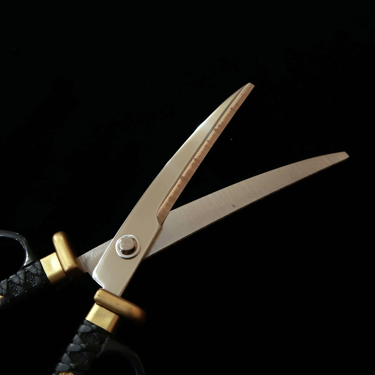 NIKKEN Hamono Tijeras katana con soporte Sanada Yukimura