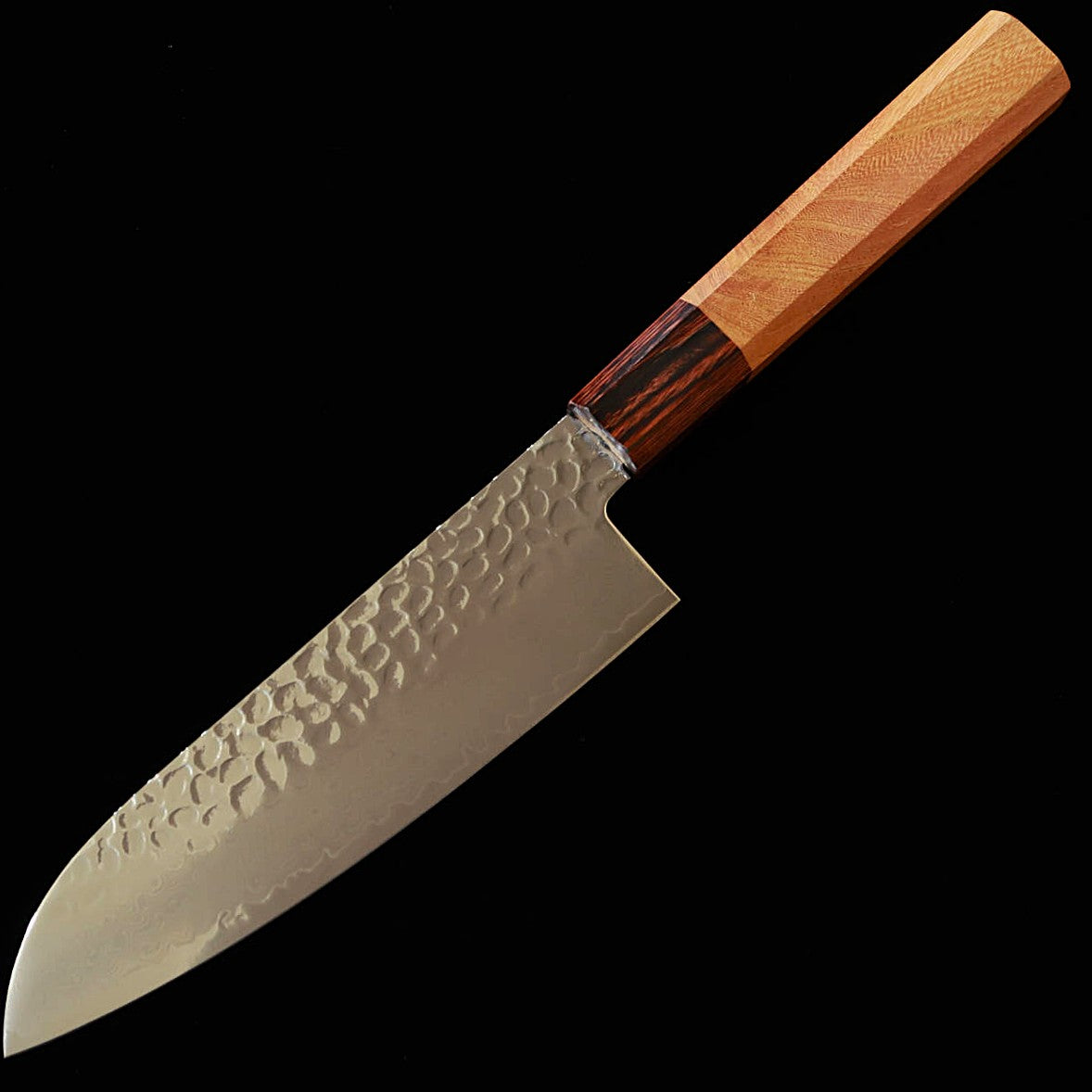 Sakai Takayuki Santoku Knife, 33-layer Damascus steel, octagonal zelkova wood handle (180mm)