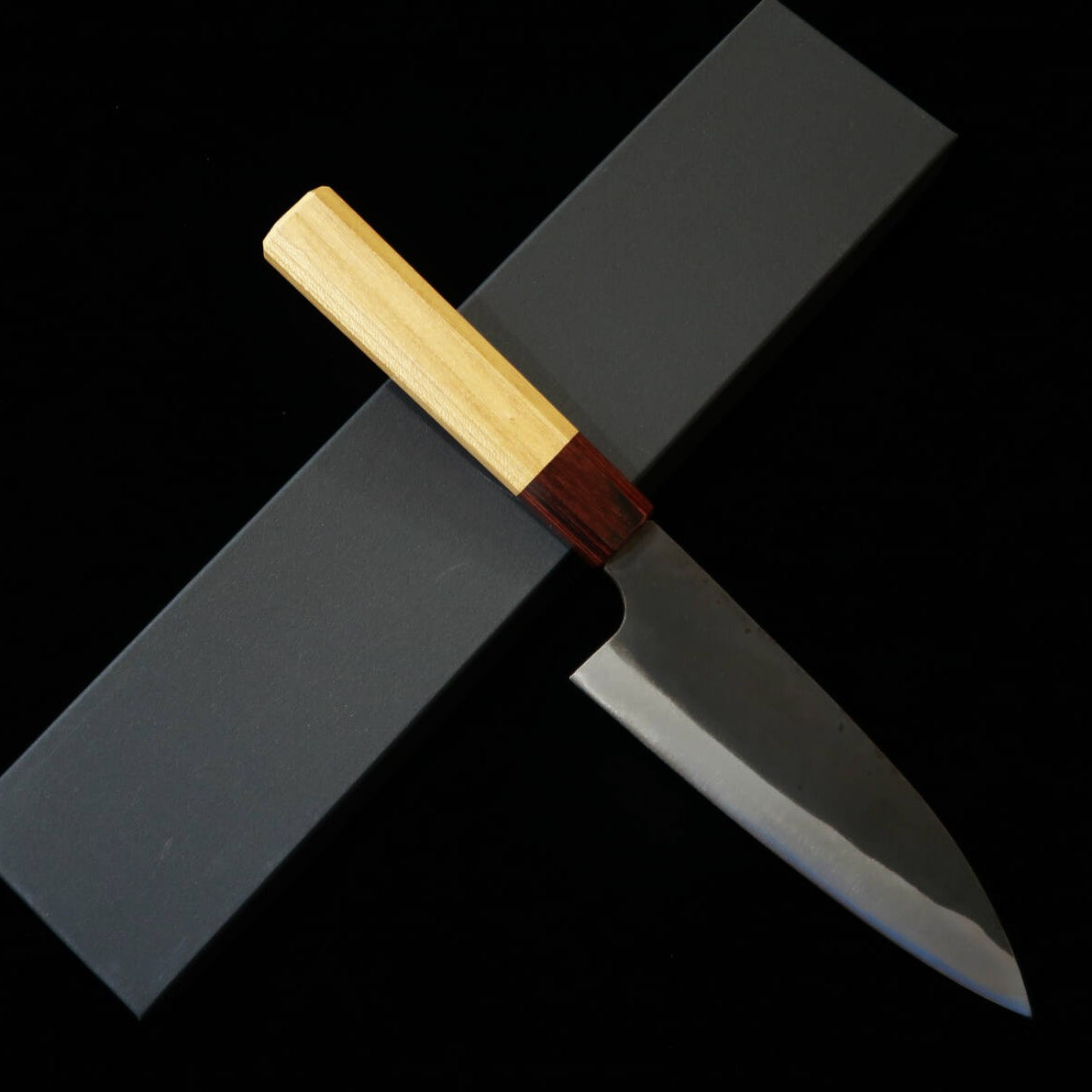 Miura MIURA Funayuki (boat-shaped knives) - Blue Steel No. 1, Stainless Steel Clad, Black Finish, Zelkova Octagonal Handle (165mm)