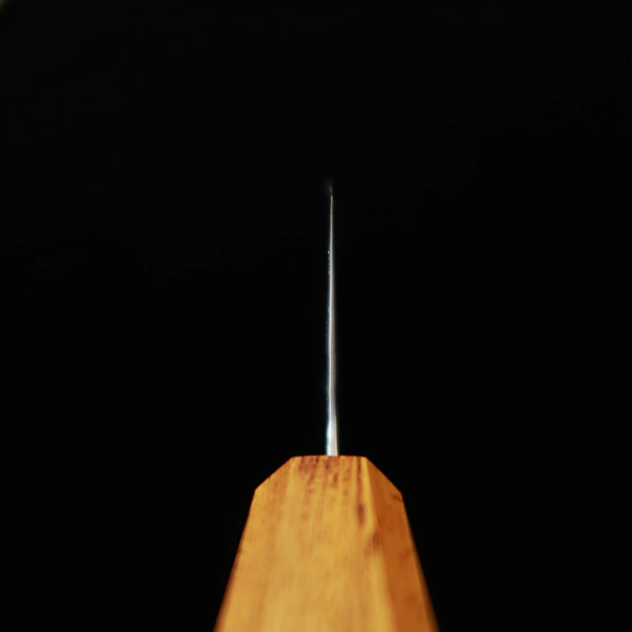 三浦MIURA 菜切 銀紙三号 縄目 ダマスカス 透明 樫八角柄（165mm）