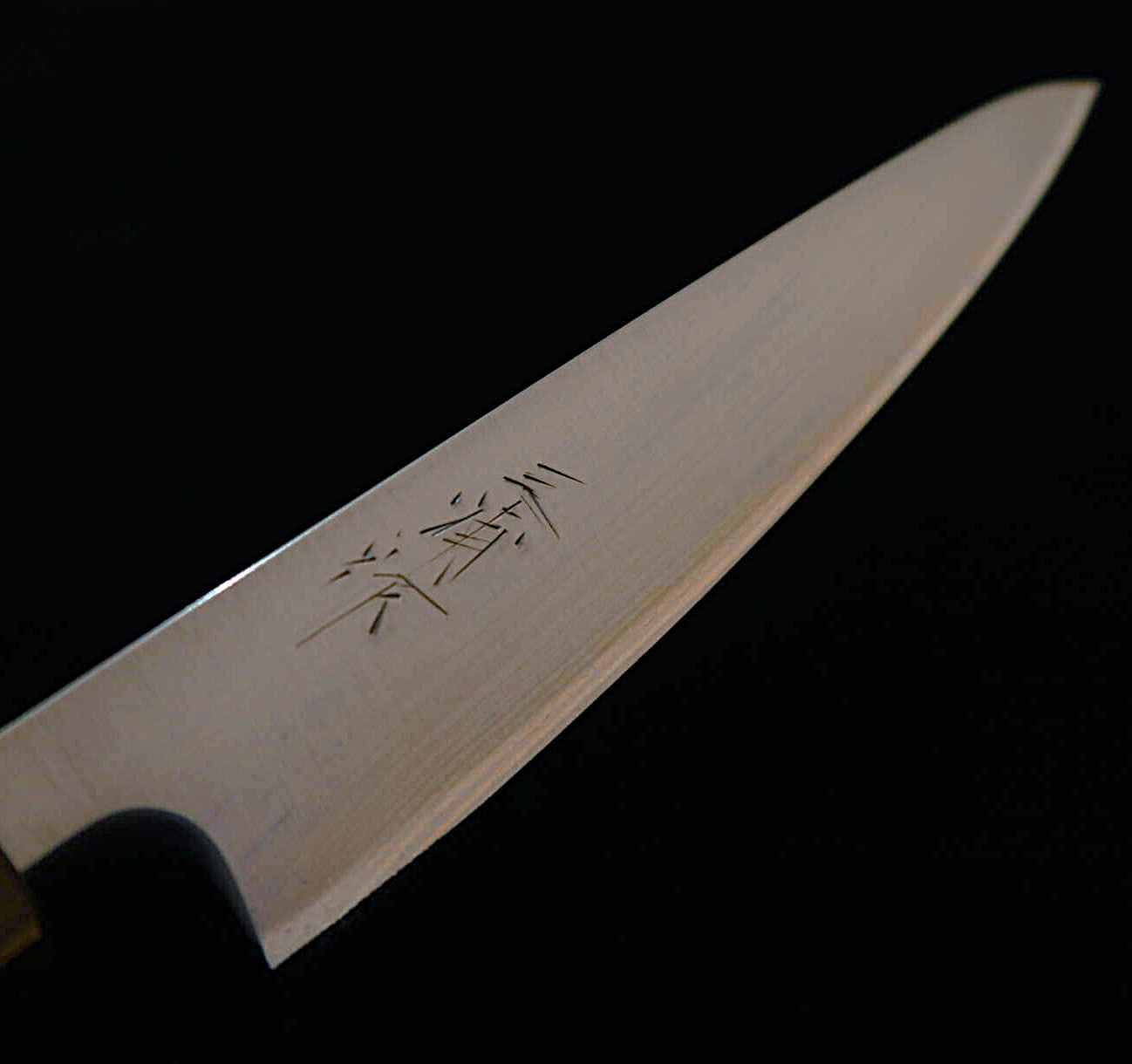 三浦MIURA ペティ 青紙スーパー 磨き 黒樫八角柄（135mm）