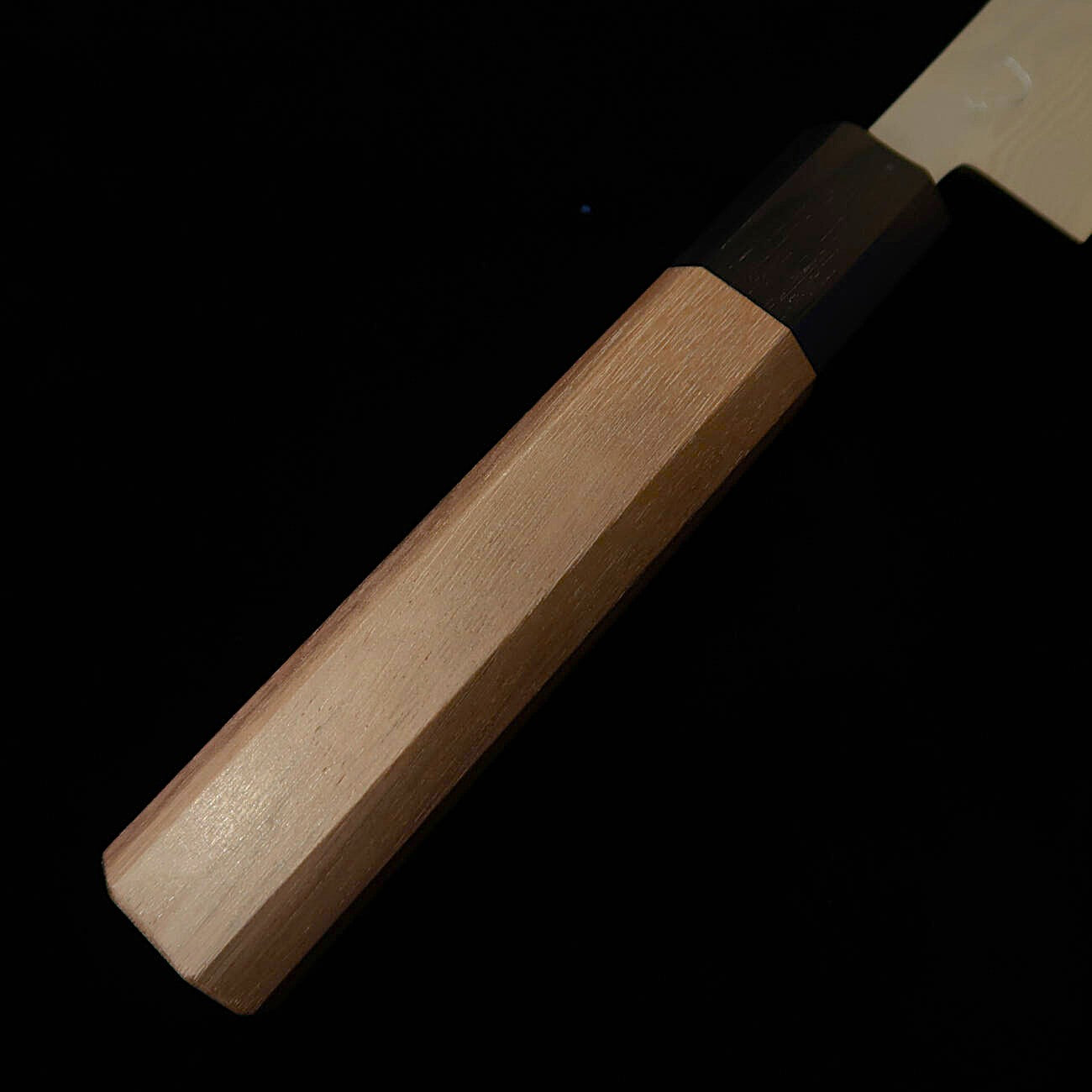 宮崎鍛冶屋  MIYAZAKI KAJIYA 銀紙三号 鎚目ダマスカス サブゼロ - 椿 - 切付ペティ - 胡桃八角柄（170mm）