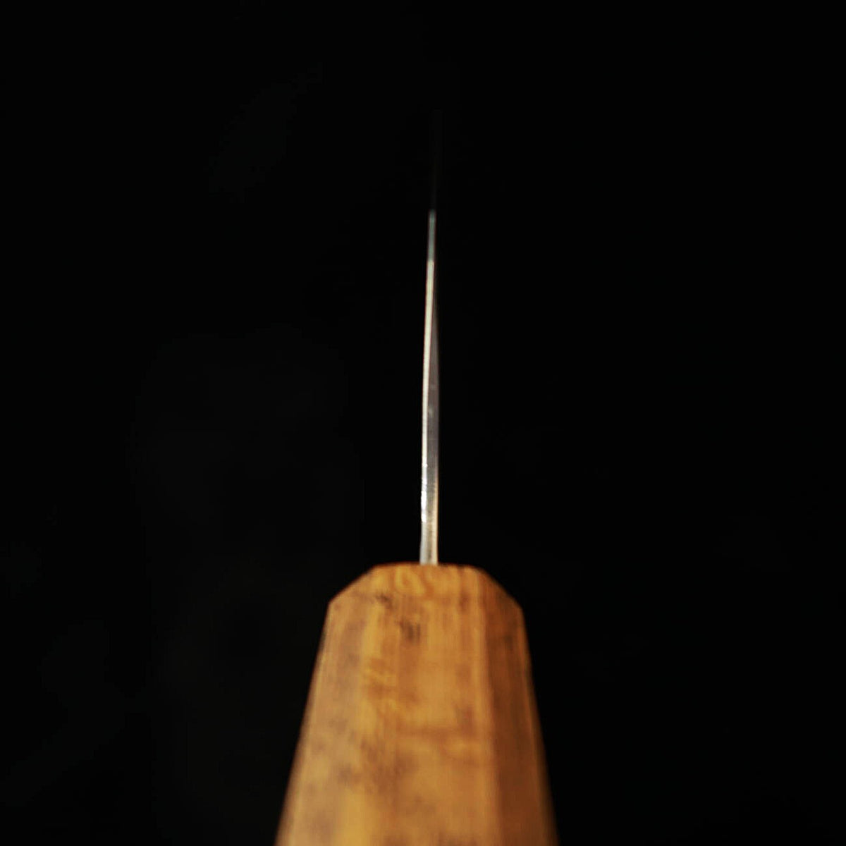 HADO Hado Okina-ryu AUS-10 Tsuchime espelhada Damasco cabo de carvalho preto K-tip Gyuto (240mm)