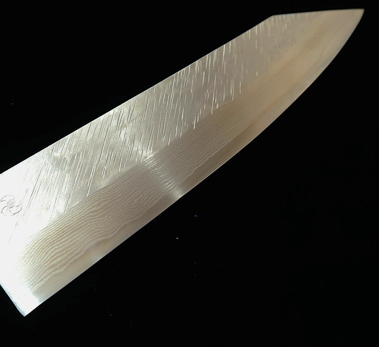 宮崎鍛冶屋  MIYAZAKI KAJIYA ZA18 鎚目ダマスカス サブゼロ - 椿 - 切付牛刀 - 焼漆樫柄 （240mm）