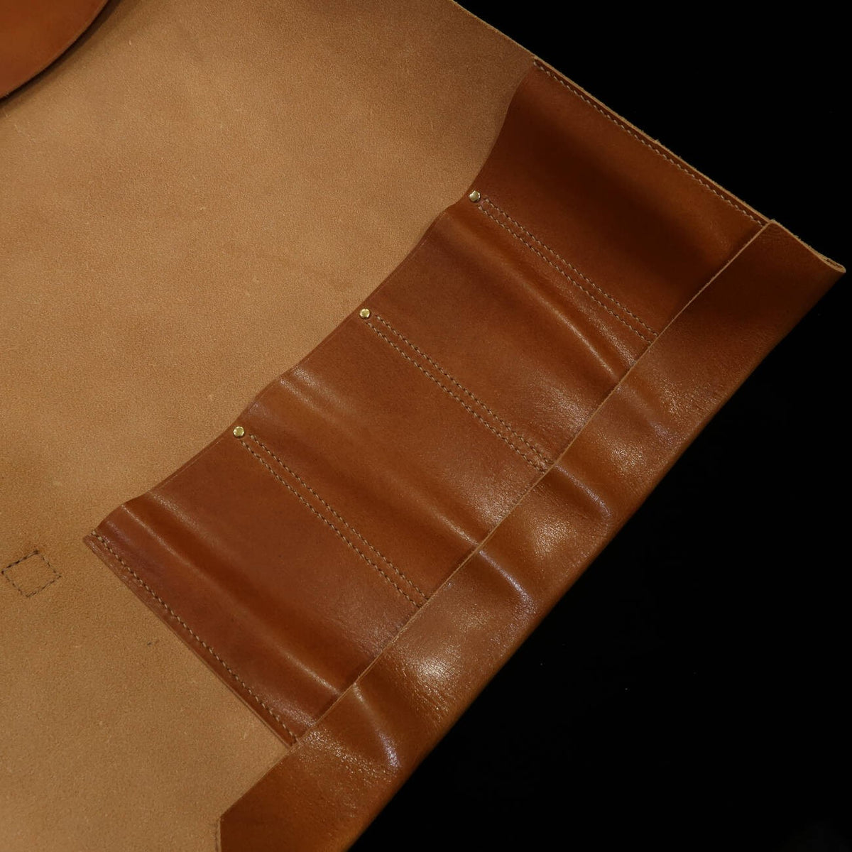 YOKU leatherworks Rolo para facas de couro Long Lasting Leather disponível em 4 cores 4P (Bordô/Marrom/Marinho/Preto)