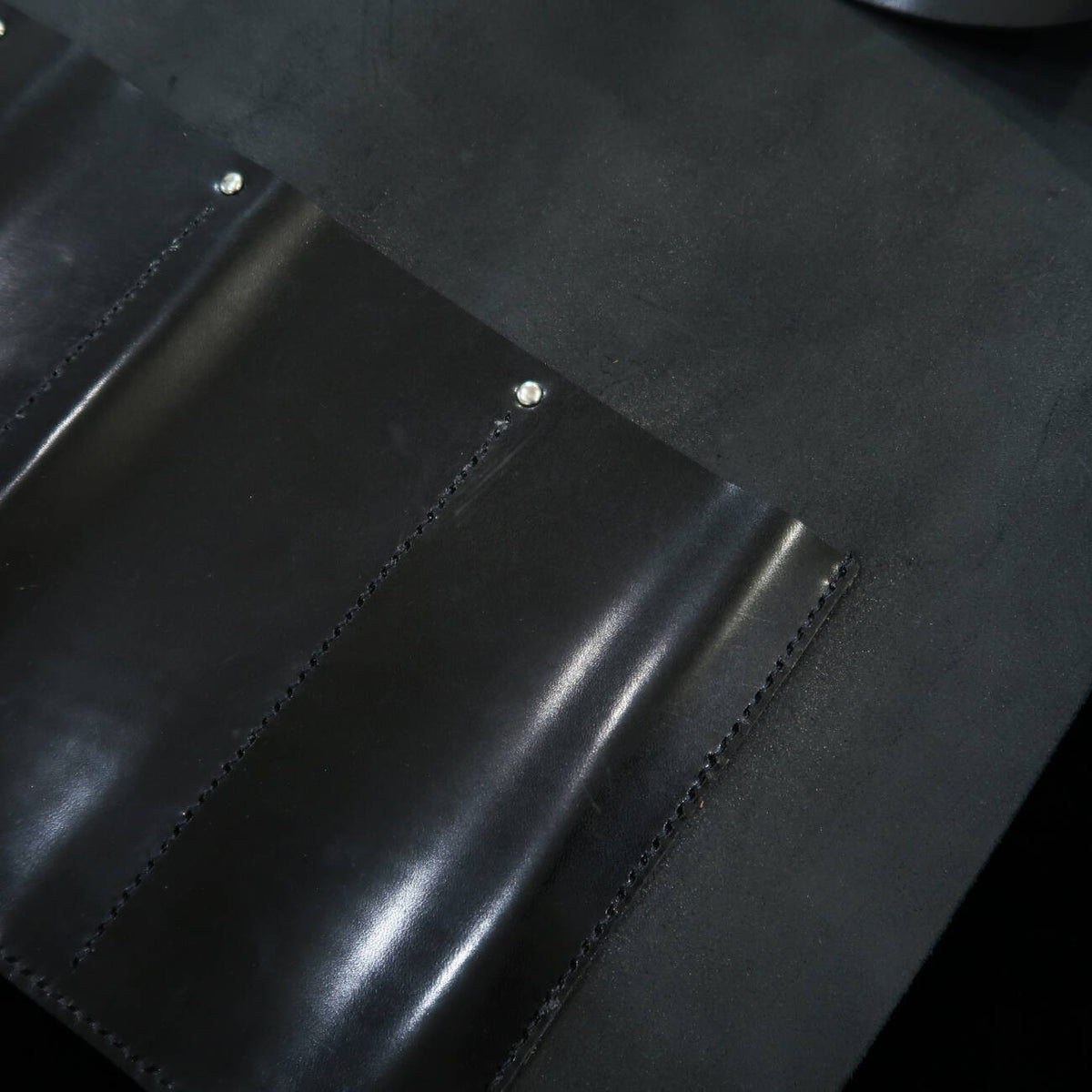 YOKU leatherworks Rolo para facas de couro Long Lasting Leather disponível em 4 cores 4P (Bordô/Marrom/Marinho/Preto)