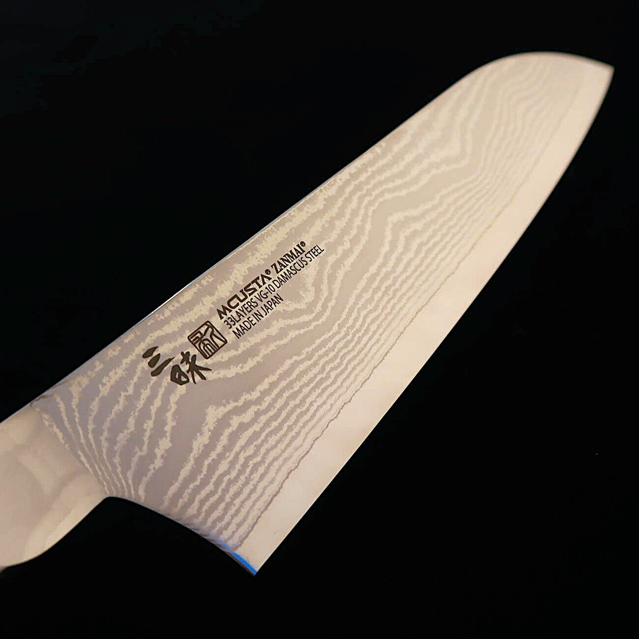 [New Standard] ZANMAI MCUSTA Classic 3 Damascus Santoku, Black (180mm)