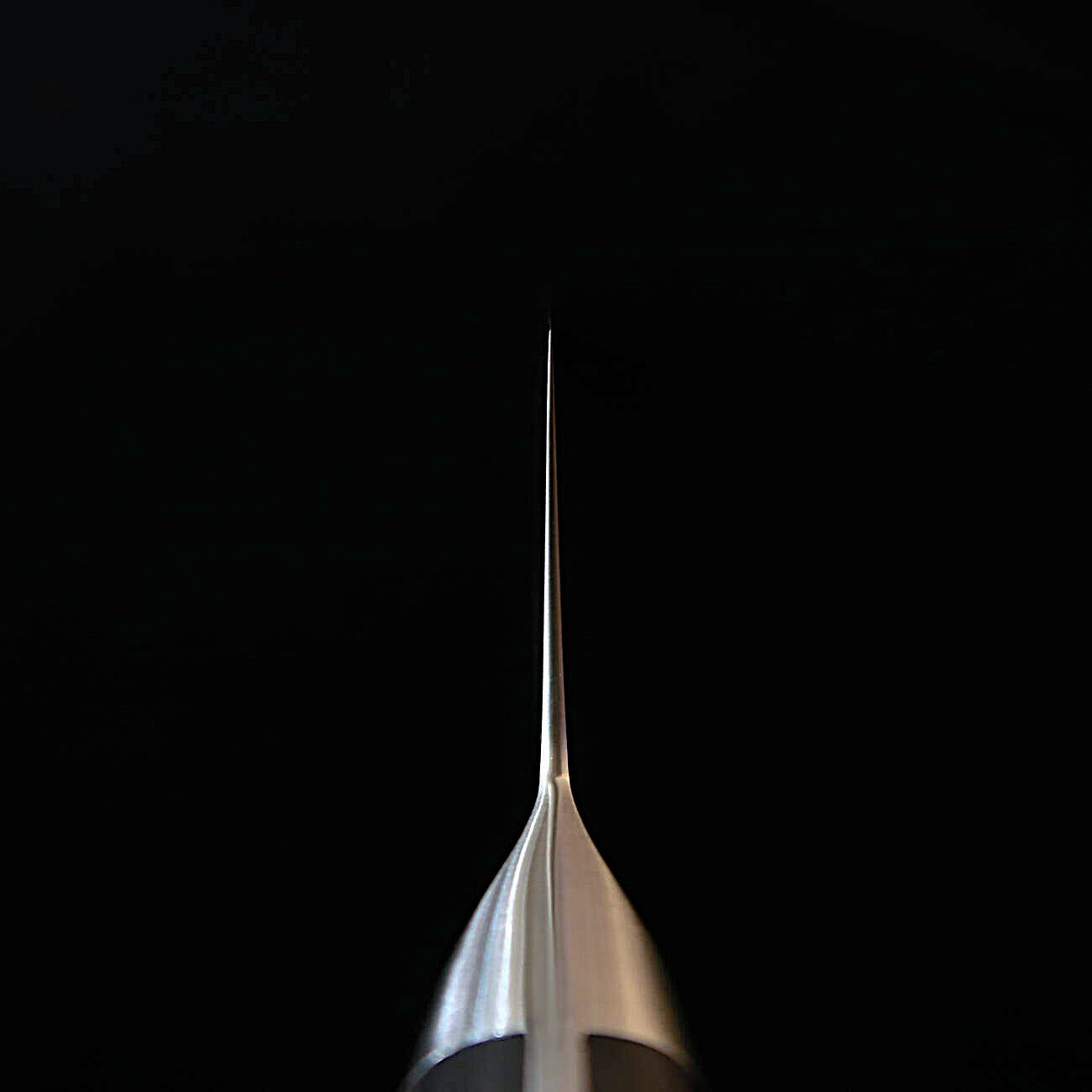 [New Standard] MCUSTA ZANMAI Classic 3 Damascus Gyuto, Black (180/210/240mm)