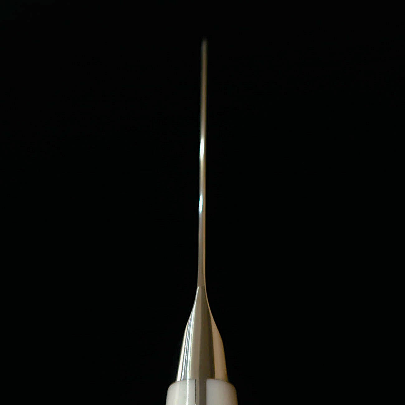 【新定番】三昧MCUSTA ZANMAI クラシック3ダマスカス　三徳 コーリアン　(180mm)