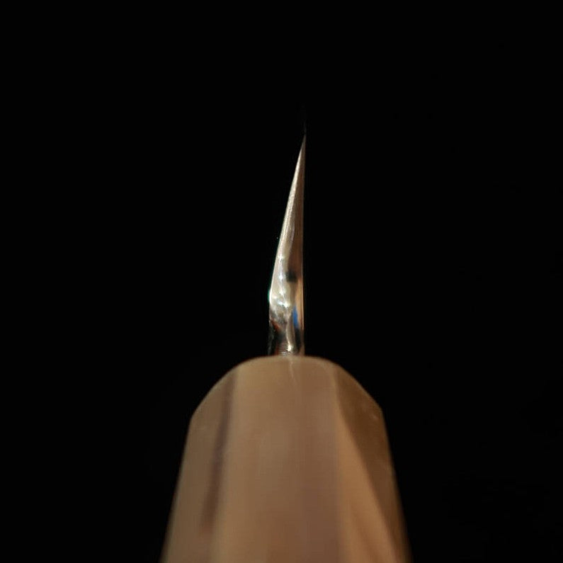 Suisin SUISIN por Miwa Ikeda, Aço Shirogami #2, Yanagiba tipo espada, forja integral, cabo octogonal em ébano, bainha de magnólia (300mm)