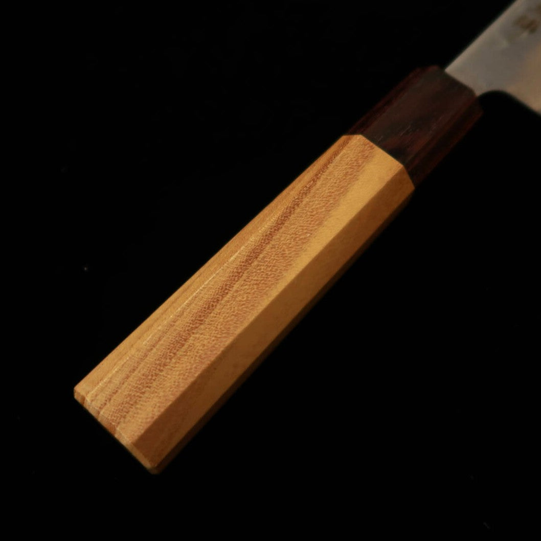 Miura MIURA Petty aço sueco Nashiji Damasco, cabo octogonal em olmo-japonês (keyaki) (135 mm)