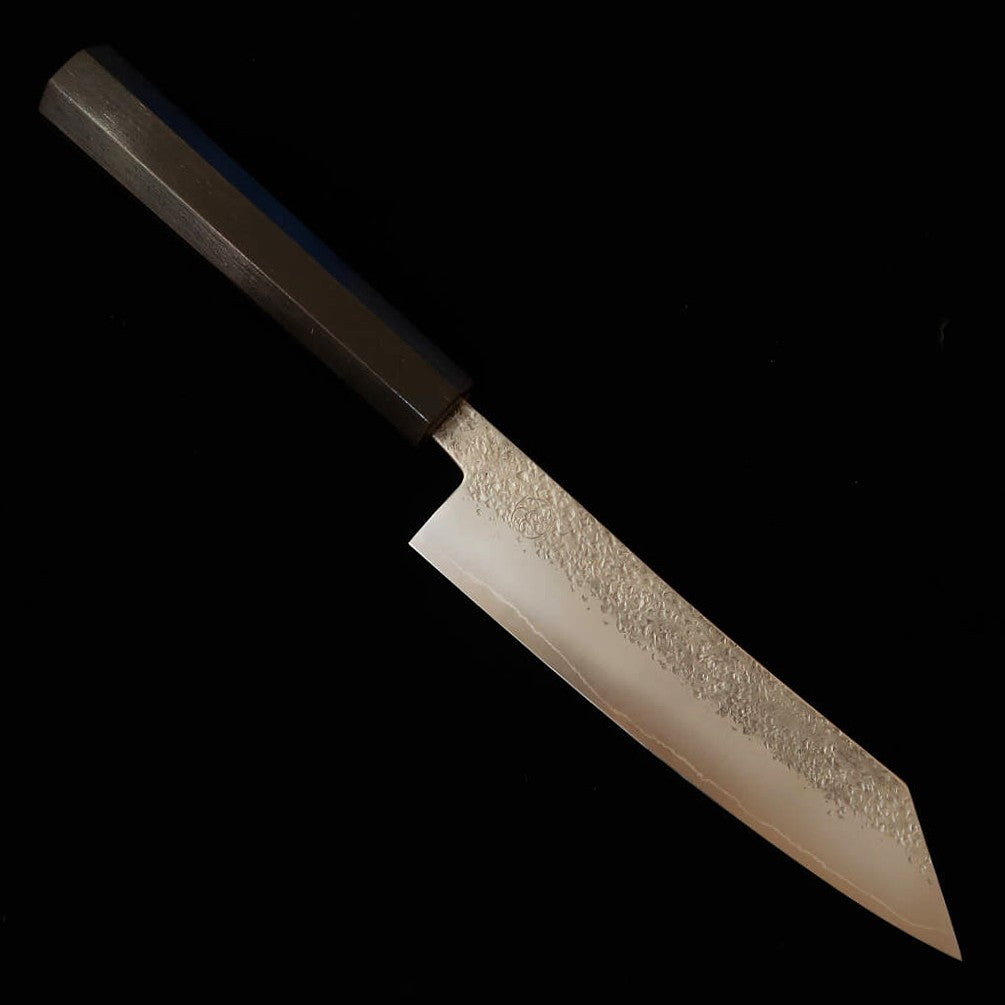MIYAZAKI KAJIYA - Tsubaki - couteau d’office kiritsuke, acier Gingami n°3, martelé, manche monobloc en ébène (150 mm)