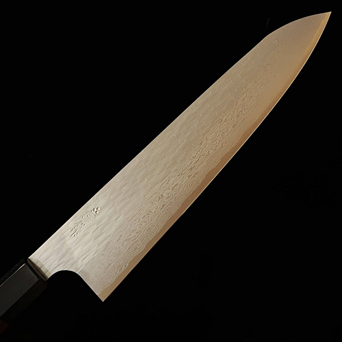 Faca Gyuto NIGARA VG XEOS forjada com lâmina de damasco martelado e cabo de pau-rosa (210/240mm)