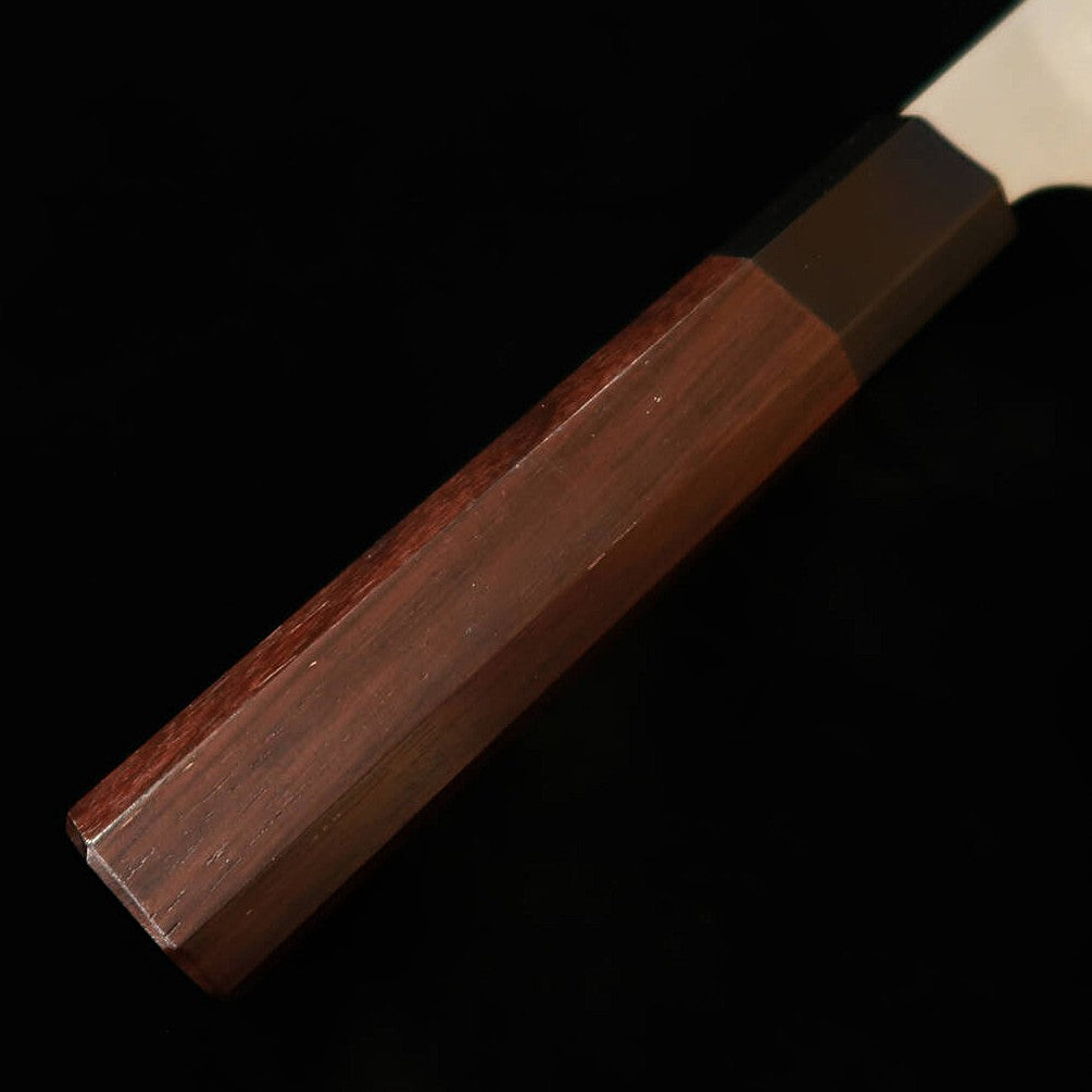Faca Gyuto NIGARA VG XEOS forjada com lâmina de damasco martelado e cabo de pau-rosa (210/240mm)