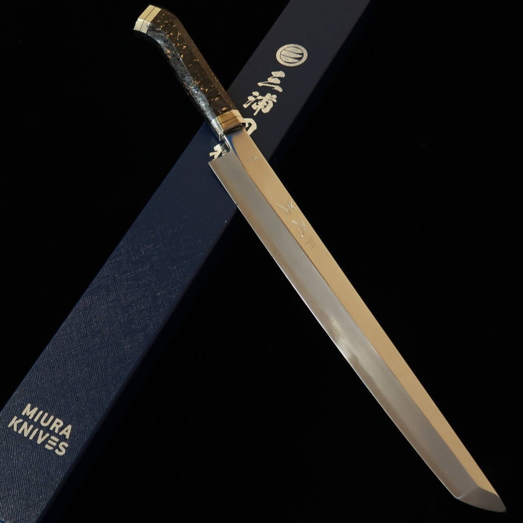 MIURA Obidama – yanagiba bout rond, VG10, finition miroir, manche en fibre de carbone (300 mm)
