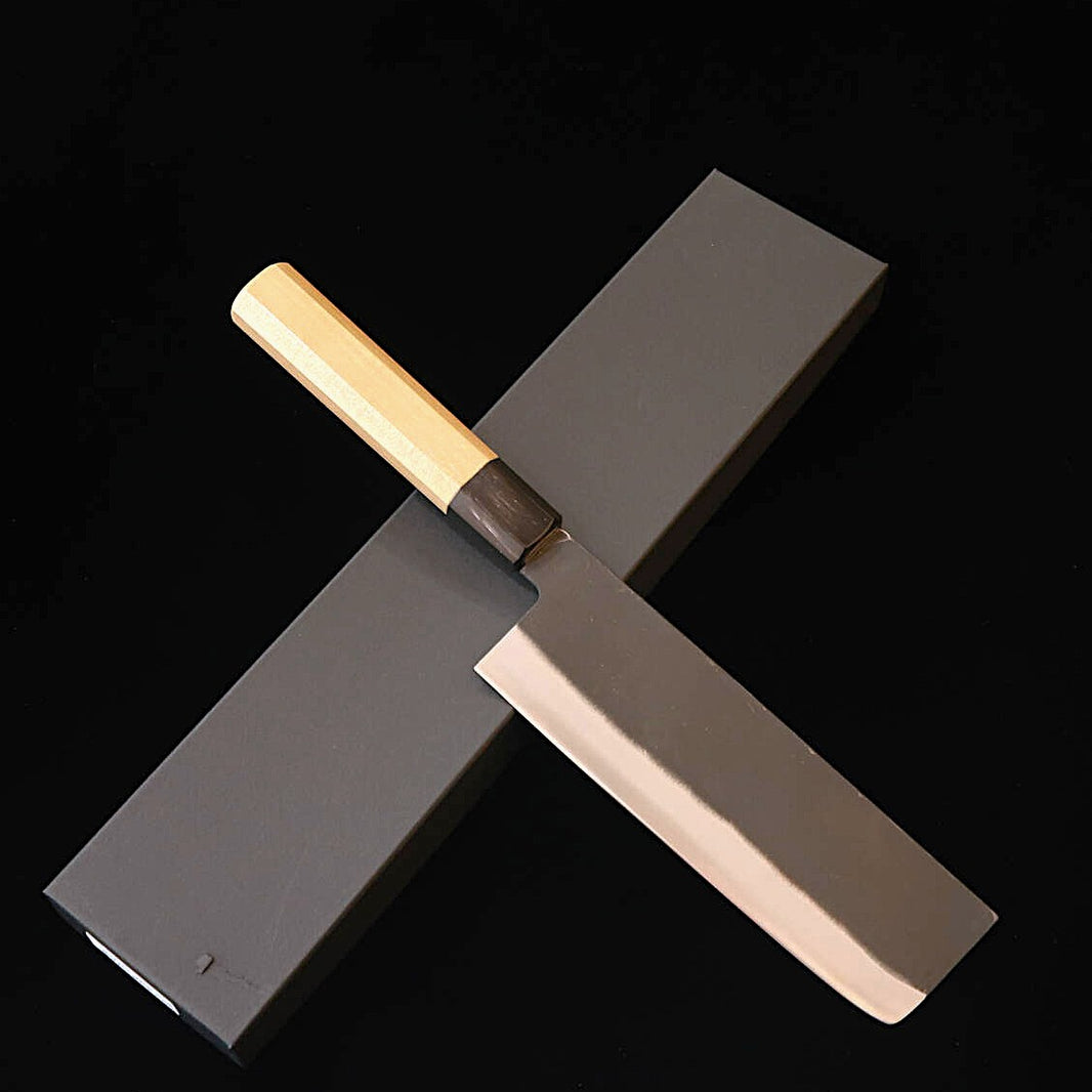 MIURA Miura nakiri Shirogami No.2 acabado negro mango octogonal de magnolia con virola de cuerno de búfalo (165 mm)
