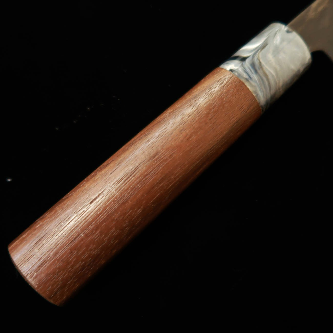 三輪刃物MIWAHAMONO 菜切牛刀型 青紙一号 胡桃柄（180mm）