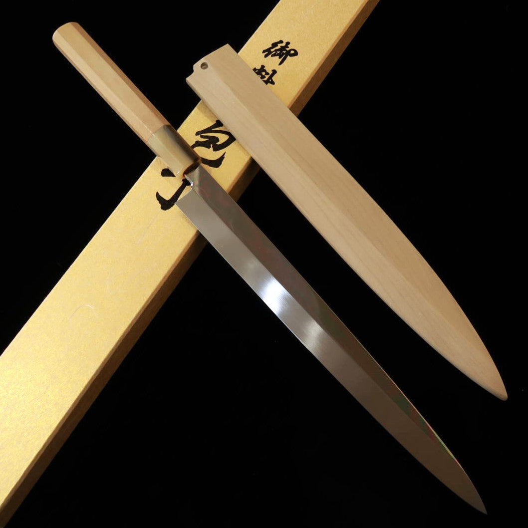 YOSHIHIRO 郷右馬允義弘 Cuchillo fugu-hiki Shirogami #2, temple en agua, acabado espejo con ondas, mango blanco de ocho caras, con funda de magnolia (240–300 mm)