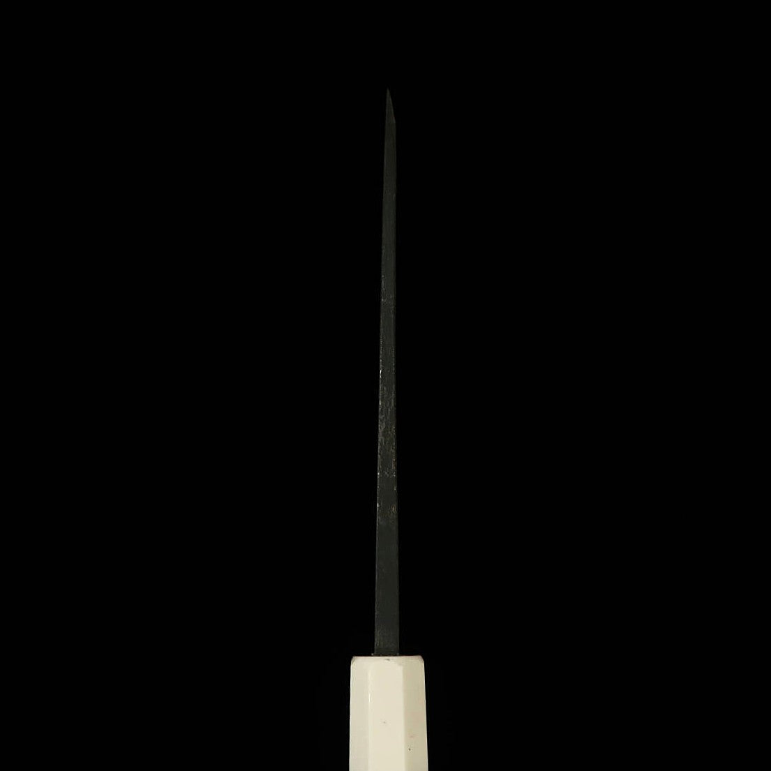 MIURA Itadaki Deba Tanaka Yoshikazu Acero Shirogami nº 2 acabado negro Mango de madera estabilizada con virola de plata (165 mm)