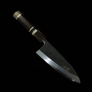MIURA Itadaki Deba, acier Shirogami n°2, finition kuro-uchi, manche en ébène cerclé argent (150 mm)