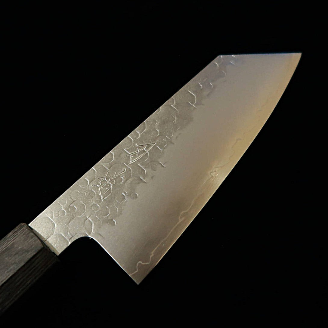 HADO Hadou Shiosai SG2 martilleado, mango de laminado negro con aro gris, pequeño bunka (135 mm)