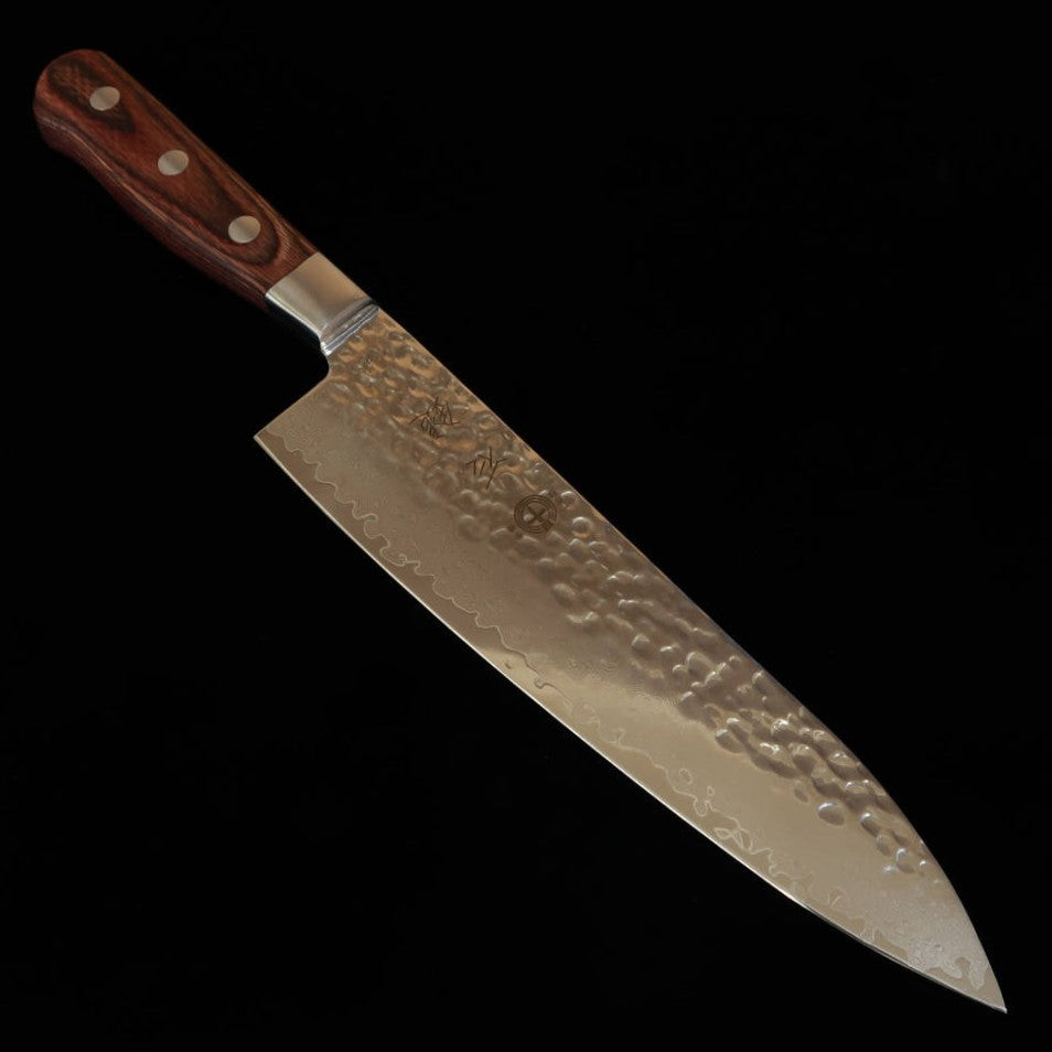 ISHIDUCHI Ishizuchi Gyuto VG10 pulido Damasco, mango de caoba (210 mm)