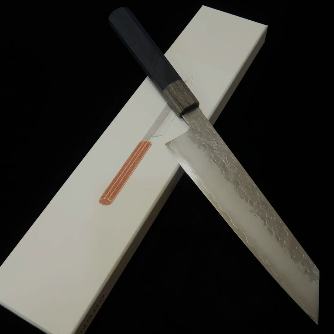 HADO Hadō Shiosai SG2, acabado martillado, mango de laminado negro, kiritsuke gyuto (210 mm)