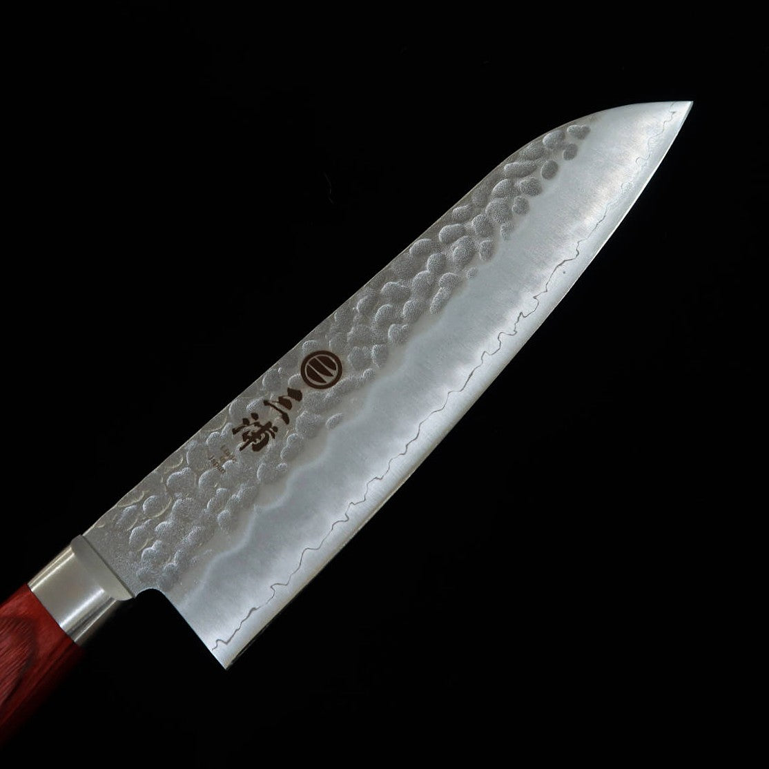 三浦 MIURA 三徳 AUS8 槌目 赤合板柄 (180mm)