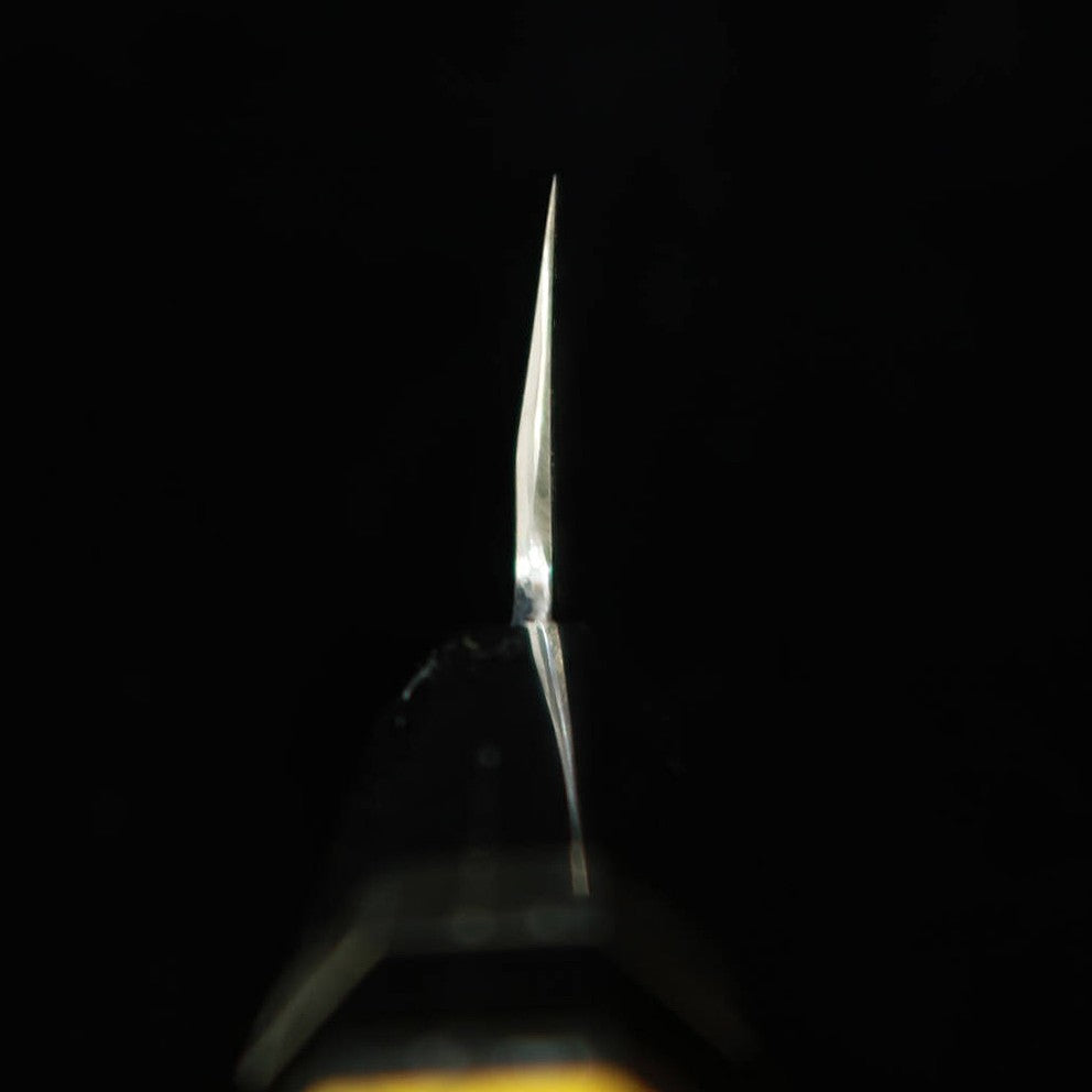 Miura MIURA Obidama Gyuto de Lâmina Única Ginpaku No. 3 Acabamento em Madeira Cabo Customizado Amarelo (240mm)