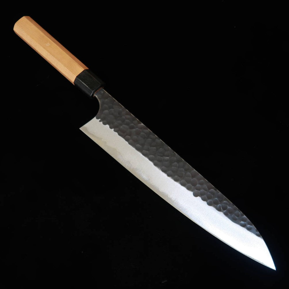 Masakage MASAKAGE Koishi Gyuto Aogami Super, damas martelé, finition kuro-uchi, manche en merisier américain (210/240 mm)