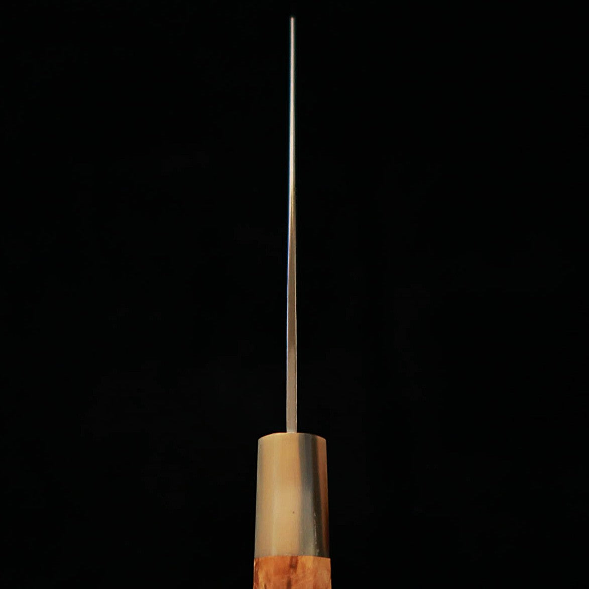 Couteau Kiritsuke Santoku Enkyu (180 mm) – Série Homuraguomo, acier SG2 Damas, manche octogonal en loupe de coing et mitre en corne de buffle