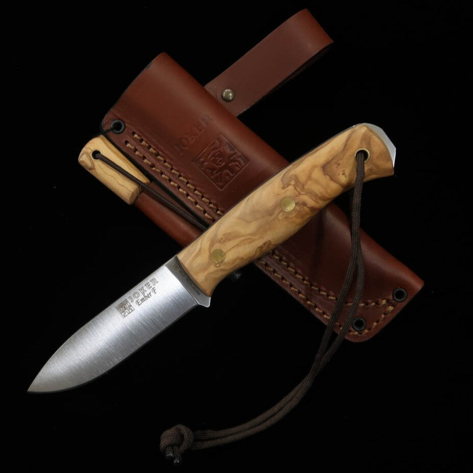 JOKER jok0007 CO123-P Ember F avec firesteel olive – Couteau bushcraft