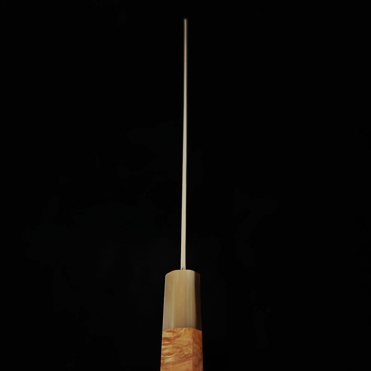 Couteau Kiritsuke Sujihiki Enkyu (270 mm) – Série Homuraguomo, acier SG2 Damas, manche octogonal en loupe de coing et mitre en corne de buffle