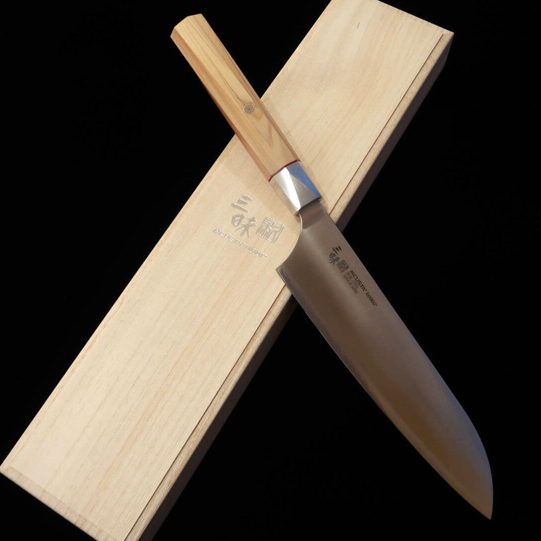 [Nouveau classique] Zanmai MCUSTA ZANMAI Beyond Santoku (180 mm)