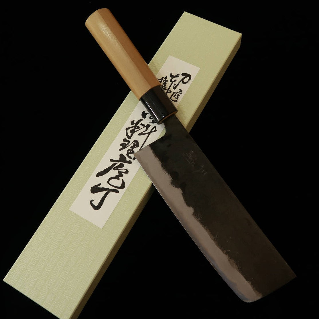 MIURA 三浦, nakiri forjado, acero Shirogami #2, acabado negro forjado, mango de plástico-ho (forma de castaña) (170 mm)