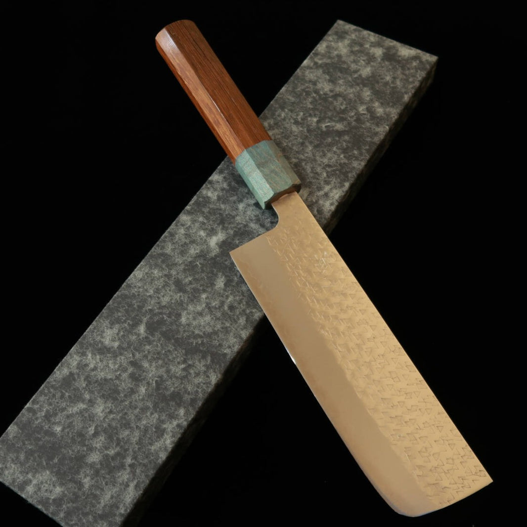 MIURA Miura Fubuki nakiri SG2, acabado martillado, mango de tetsuboku/kaisei (165 mm)