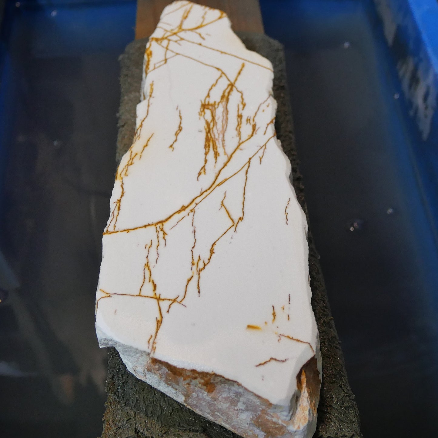 Miotsukushihime Natural Whetstone, Iyo Name NM21, Small Plum, 82 x 264 x 28mm
