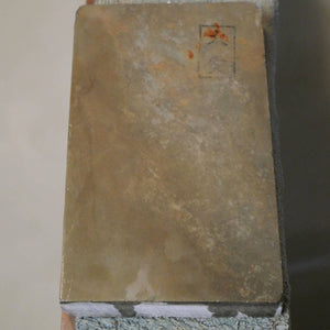 Pedra natural Otsuki formato “leather” 82 × 143 × 16 mm