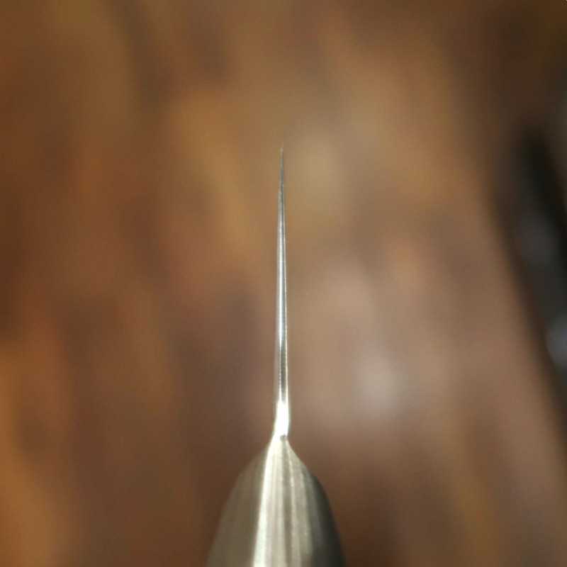 Santoku MCUSTA ZANMAI Classic Pro Damascus Guren (180mm)