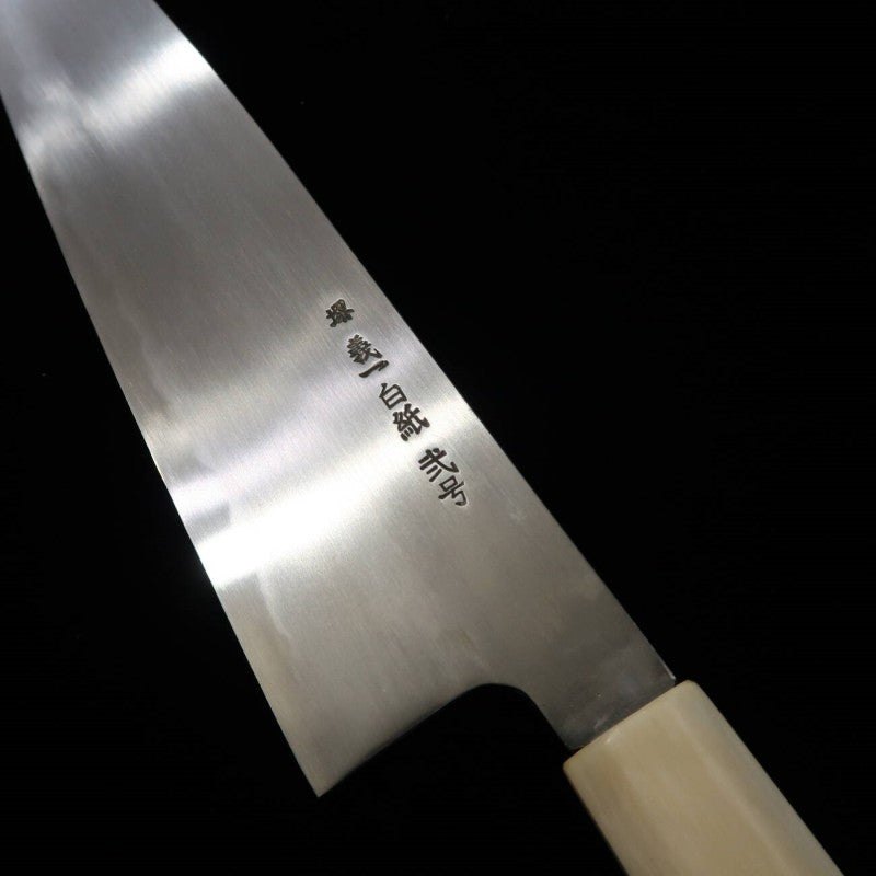 MIURA Itadaki, par Tanaka Giichi, Aogami #2, gyuto, finition M hairline, manche octogonal en corne de buffle blanche (210/240 mm)